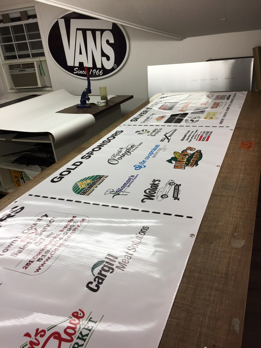 Digital Printing Services - Large Format Vinyl Printing For Businesses
